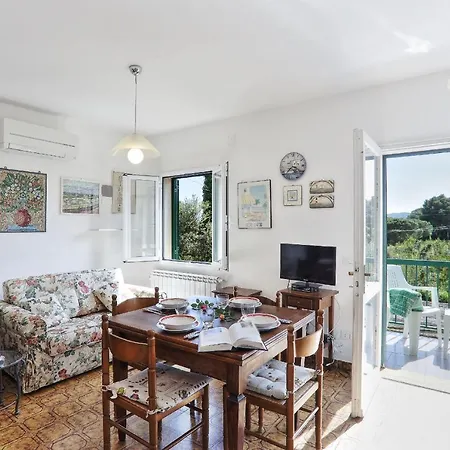 Apartment Il Giardino Nel Sole Bilo